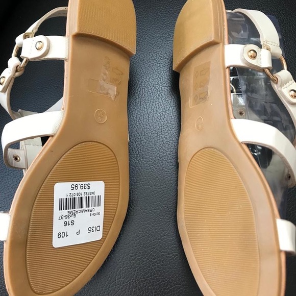 Sandals - Picture 4 of 6